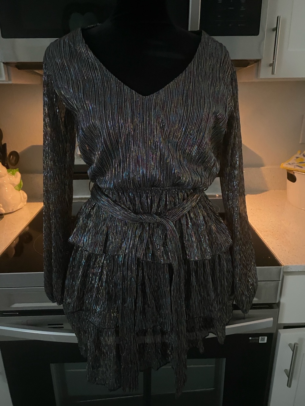 Metallic multicolor Black V-Neck Tiered Long-Sleeve Dress new
